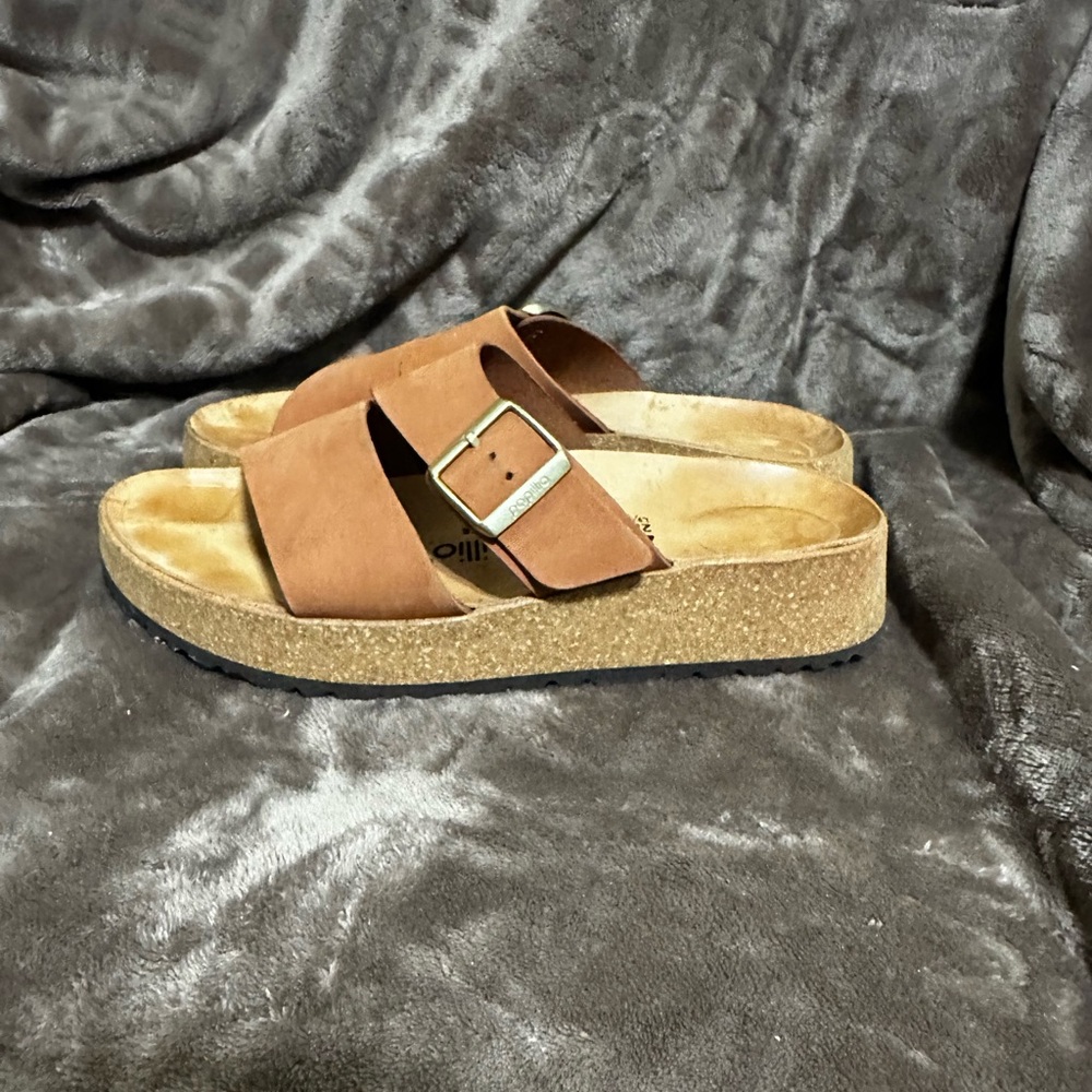 Birkenstock. Papillio Tan Slide Sandals with Buckle - Picture 2 of 6